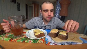 МУКБАНГ АСМР БУТЕРБРОДЫ / ХЛЕБ, МАСЛО, СЫР, БЕКОН, МАЙОНЕЗ, КЕТЧУП / EATING ASMR Mukbang #508