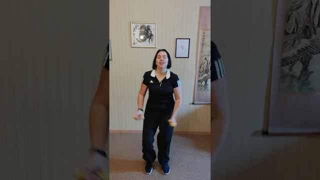 Лёгкая аэробика с гантелями смотреть онлайн