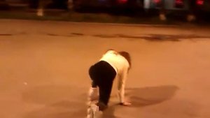 Прикол на роликах. Тройной тулуп :)))