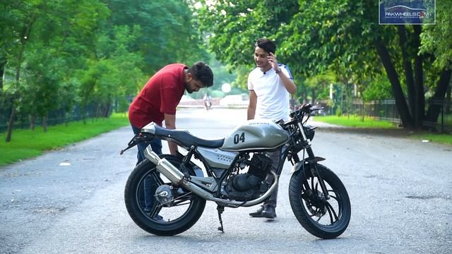 Unique Suzuki GS 150 | Café Racer | Owner Review | PakWheels