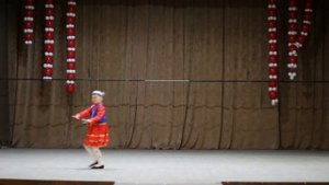 Асрарова Арина Ильдаровна, 7 лет, фольклорный башкирский танец  Бишбармак, преподаватель Махатова З