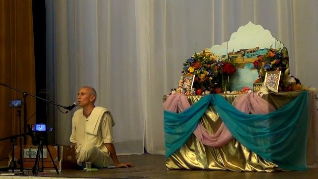 19 08 22 Лекция Нарадамуни в Конгресс холле смотреть онлайн