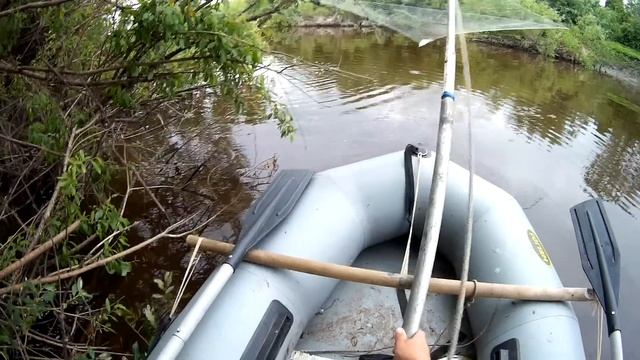 Рыбалка на паук/подъемник!!! Резвый сазан на паук с лодки!!! Советую посмотреть! смотреть онлайн