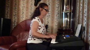 "Синий Синий Иней"Танцевальная мелодия ,Синтезатор Yamaha