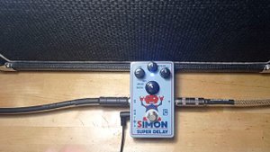 Гитарная педаль дилей Caline Simon Super delay