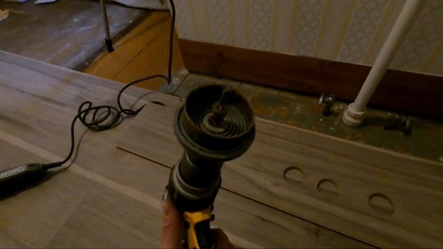 Bathroom Flooring Tips - Installing Laminate Flooring In Small Bathroom смотреть онлайн