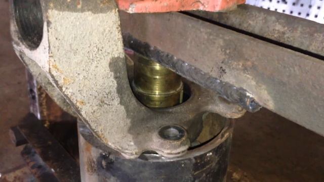 Выпрессовка ступицы Форд смотреть онлайн