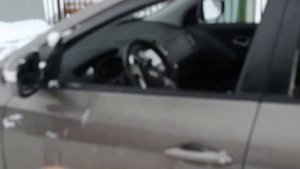 Hyundai ix35. Доводчик стекол и зеркал