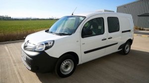 SOLD: Renault Kangoo ZE33 i Maxi 5-seater crew van, 100% electric, as new