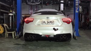Toyota GT-86 exhaust