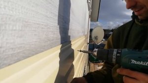 Обшивка дома железным сайдингом!