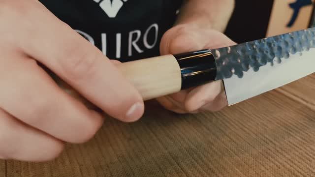 Европейский шеф-нож Tojiro Hammered Finish (F-1115)