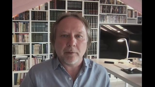 Прямой эфир 25.05.2022. Среда "Вопросов и Ответов" в 20:00. Джо Диспенза. смотреть онлайн