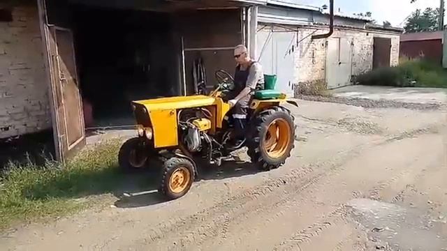 Самодельный двухтактный минитрактор