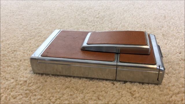 Polaroid SX-70 Instant Film Camera Tutorial | Forward Film Camera and Vintage Channel смотреть онлайн