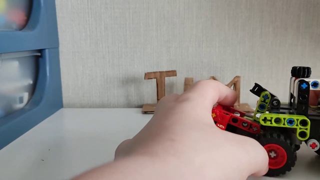 lego 42101 и 42102 багги и mini claas xerion сразу две модели смотреть онлайн