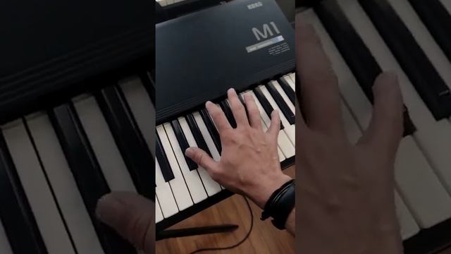 korg M1 смотреть онлайн