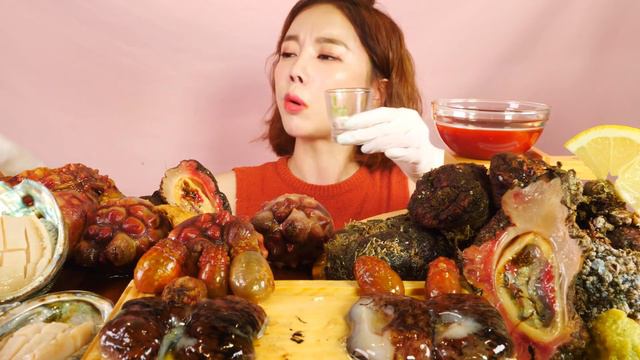 [Mukbang] 해산물 모듬🌊 멍게,해삼,전복,미더덕과 소주한잔! Sea cucumber Sea Squirt Abalone ASMR eatingshow Ssoyoung