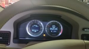 Volvo S80 4.4 V8 with no exhaust - sound from the inside, in the garage