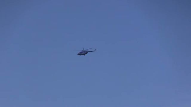 Вертолёты в небе над Московской областью 25.07.2015 смотреть онлайн
