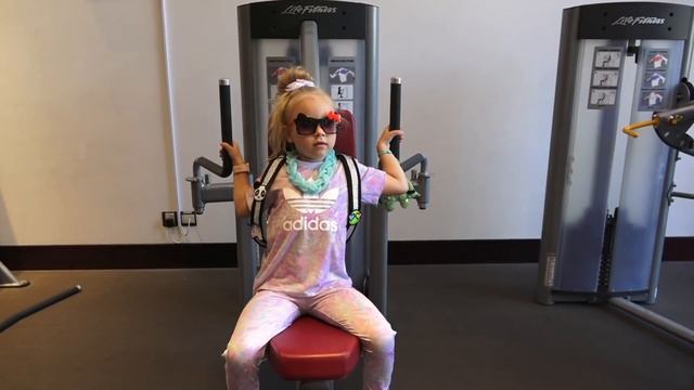 ВЛОГ Наш самый обычный день на ОТДЫХЕ ! смотреть онлайн