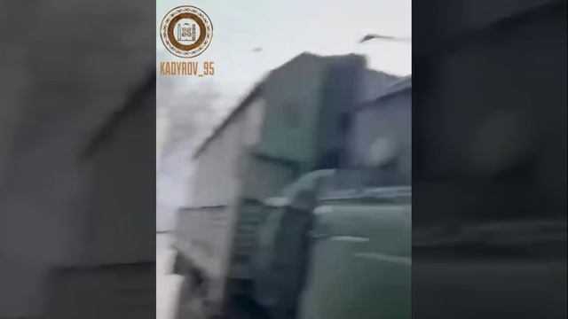 #Ахматсила #Кадыров #войнаукраина  Наши бойцы освобождают в Мариуполе здание за зданием..