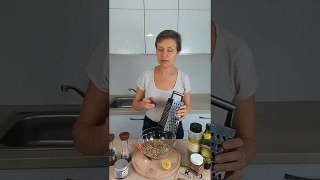 Очень вкусный и сытный сыроедный паштет из проростков подсолнечника│рецепты от TrueLena50