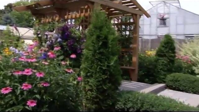 Bellevue Garden Bed Tours смотреть онлайн