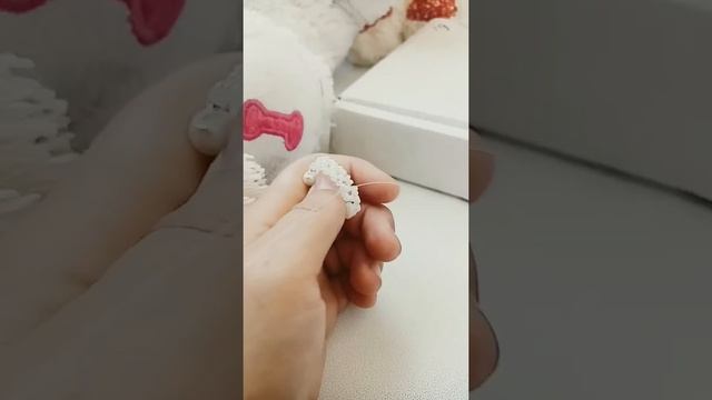 лёгкое кольцо из бисера #популярное #рекомендации #туториал #бисероплетение #кольцаизбисера смотреть онлайн