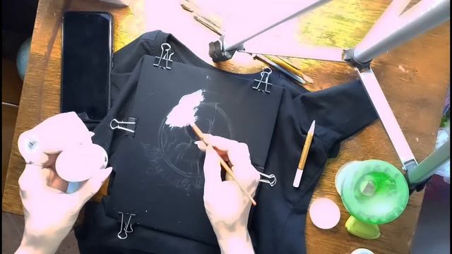 КАСТОМИЗАЦИЯ ОДЕЖДЫ | КАК НАРИСОВАТЬ НА ОДЕЖДЕ?