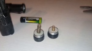 И китайский фонарик засветит в 2 раза ярче. Смотрим !