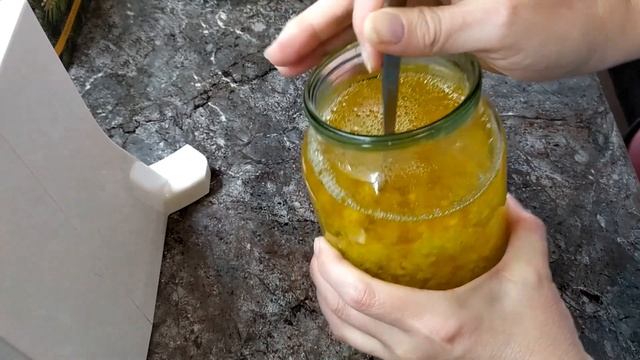 Чесночное масло в салат и на суставы
