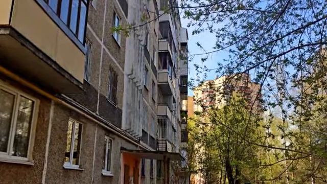 Пермь сегодня / Прогулка по ул. Яблочкова / Таким был день 08.05.2021