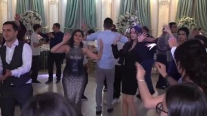 Meri Senikerimyan - Армяне всего мира ( Cover ) / Original version - Тома Арутюнян