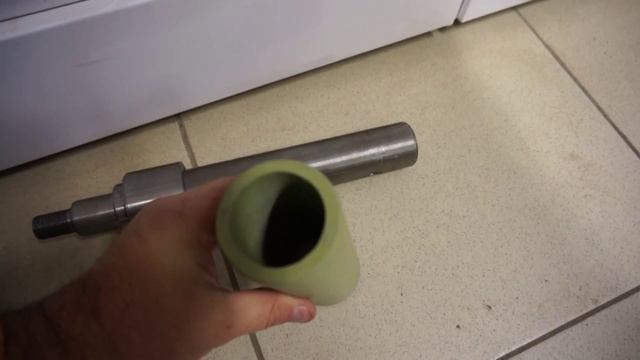 Изготавливаем ось для легкового прицепа без сварки на болтах
