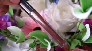 Обзор блесков для губ DELUXE SHINE