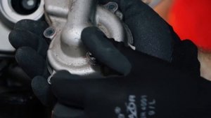 Mechanical water seal replacement Kawasaki er6f er6n Versys KLE650 Pt. 2
