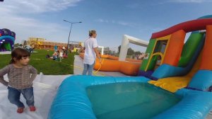 Sky Family Park и Анжелика! ( надувной аквапарк, батутный парк на воде,  надувные батуты)