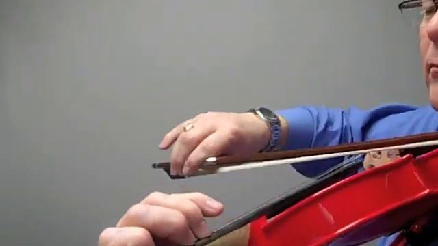 Slurs Across Strings смотреть онлайн