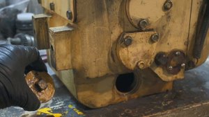 Подготовка коробки скоростей ИЖ 250 ИТВ к установке и восстановление корпуса электрического шкафа