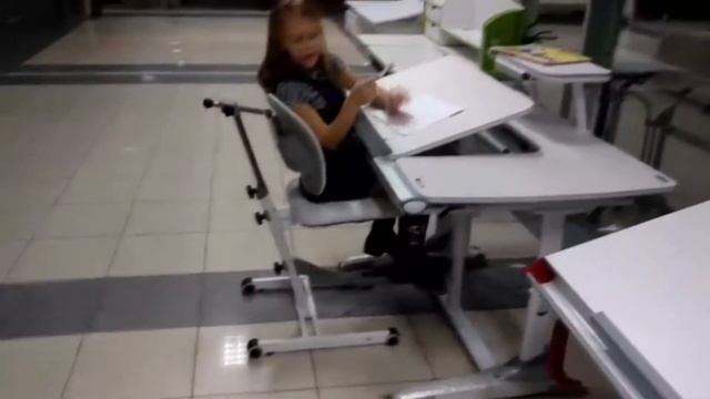 Стул кресло детское растущее Gravitonus UP! Footrest  настройка под ребенка Минск  Belarus