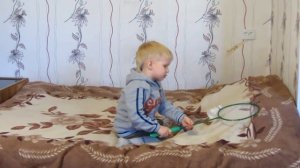 Как научить ребёнка играть в бадминтон. Подвижные игры для малышей.