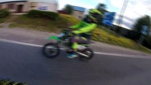 Стант на питбайке / STUNT ON PITBIKE / падение