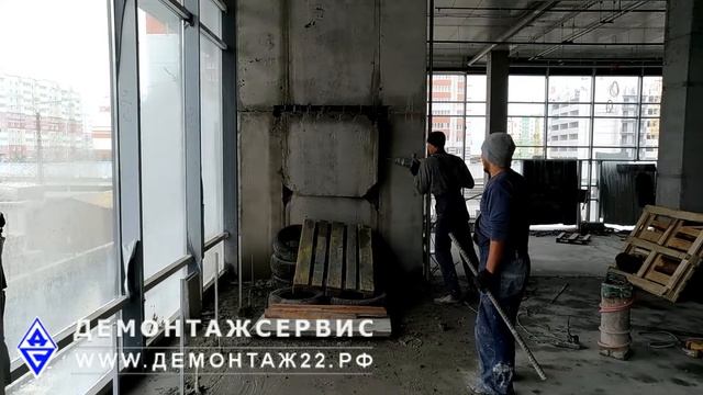 Демонтаж дверного проема.