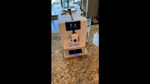Reviewing Jura ENA 8 Metropolitan Black Automatic Coffee Machine