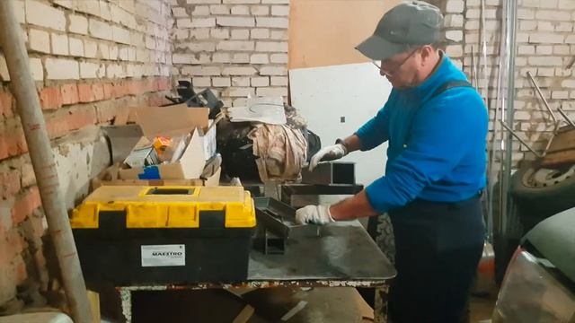 Джип Гранд Чероки на гусеницах. Часть 5. Изготовление ленивцев. смотреть онлайн