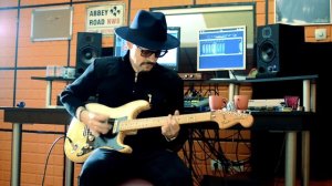 VOX AC4TV + Fender Stratocaster (Demo)