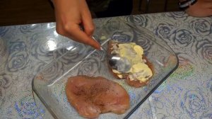 Рецепт куриная грудка  с ананасами в духовке / ГОСТИ ПРОСЯ ЕЩЁ