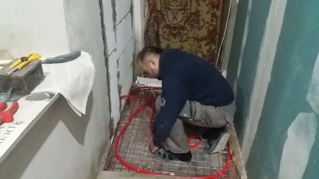 КАК ЛОЖИТЬ ЛАМИНАТ / ТЁПЛЫЙ ПОЛ /уборка после ремонта смотреть онлайн