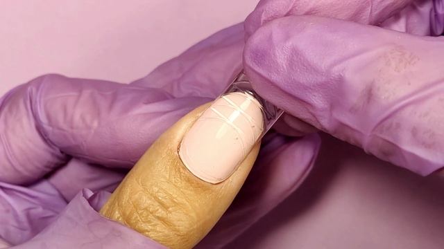 Наращивание на верхние формы. Нежный дизайн. Стемпинг под матовым топом. смотреть онлайн